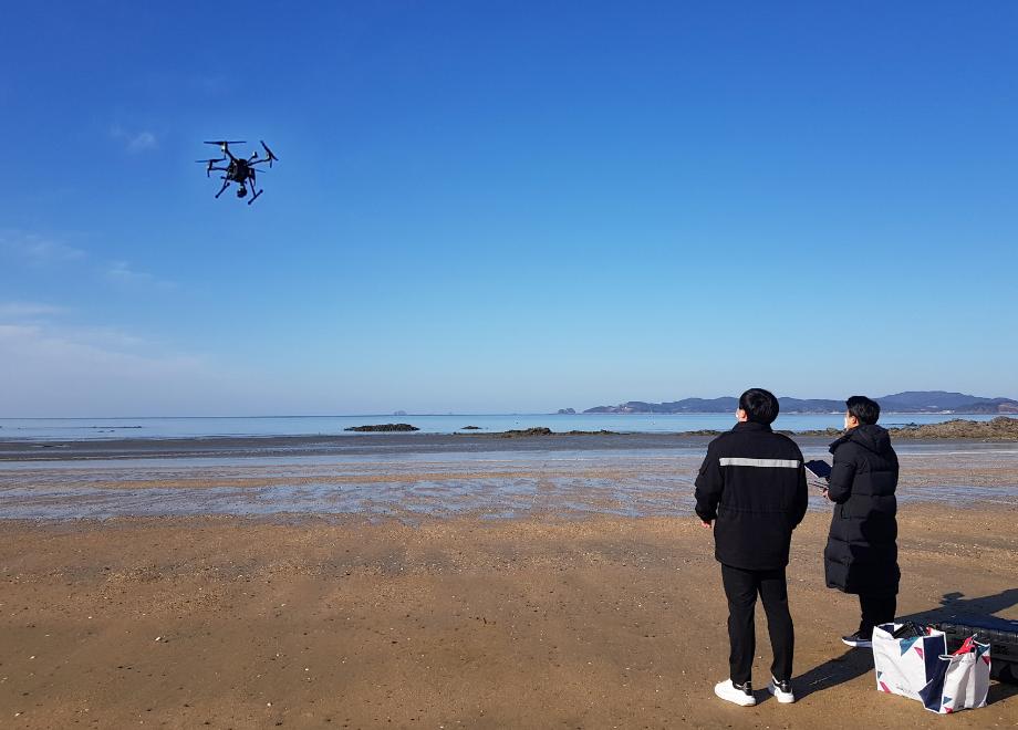 드론 활용 해양쓰레기 조사 1