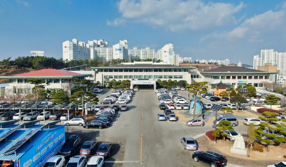 태안군청사 1