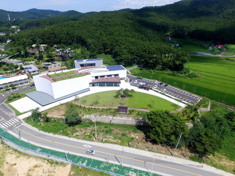 유류피해극복기념관(2)-항공